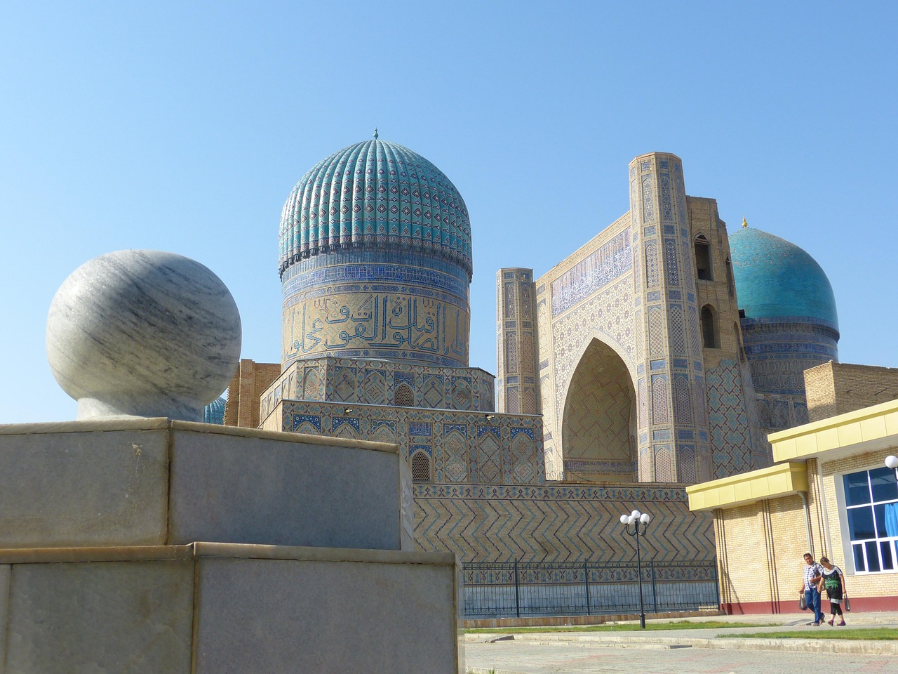 bibi xanom, mosque, samarkand, uzbekistan, building, big, sightseeing, mausoleum, timur, samarkand, samarkand, uzbekistan, uzbekistan, uzbekistan, uzbekistan, uzbekistan